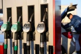 Analitycy: "W przyszłym tygodniu obniżki cen paliw na stacjach"