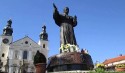 Pomnik Jana Pawła II w Kalwarii Zebrzydowskiej
