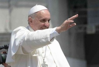 Mija czwarta rocznica wyboru papieża Franciszka. "Odpowiedni w naszych czasach"