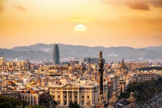 Wakacje w Hiszpanii: Dlaczego warto wybrać ten kraj na swój kolejny wyjazd?