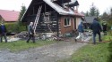 Gmina obiecała pomoc pogorzelcom. Tuż po pożarze w Przytkowicach pojawił się burmistrz Augustyn Ormanty