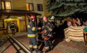 Prokuratura sprawdzi, czy ratowników do pożaru budynku nie wezwano za późno i czy ich wcześniejsza reakcja mogła zapobiec nieszczęściu. 
