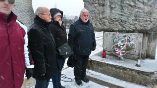 W Wadowicach oddano cześć "bohaterom" pod pomnikiem Armii Czerwonej