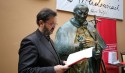 Karol Badyna przekazał muzeum swoją rzeźbę