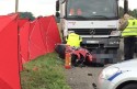 Tragedia w Zygodowicach. Nie żyje motocyklista, który wpadł pod ciężarówkę