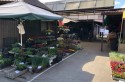 Stanowisko handlowe na placu targowym w Wadowicach