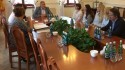 Burmistrz Tomasz Zak usiadł do rozmów z kupcami