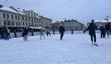 Ponad tysiąc uczniów z Wadowic skorzystało z darmowych zajęć na lodowisku
