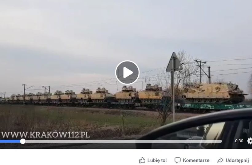 Transport sprzętu wojskowego nagrany w Ryczowie