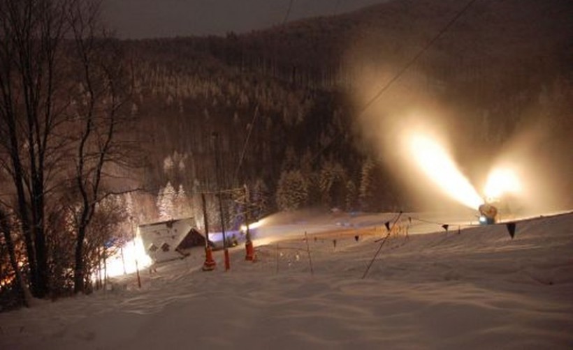 Mimo decyzji o rozbiórce ośrodek przygotowuje się do kolejnego sezonu narciarskiego