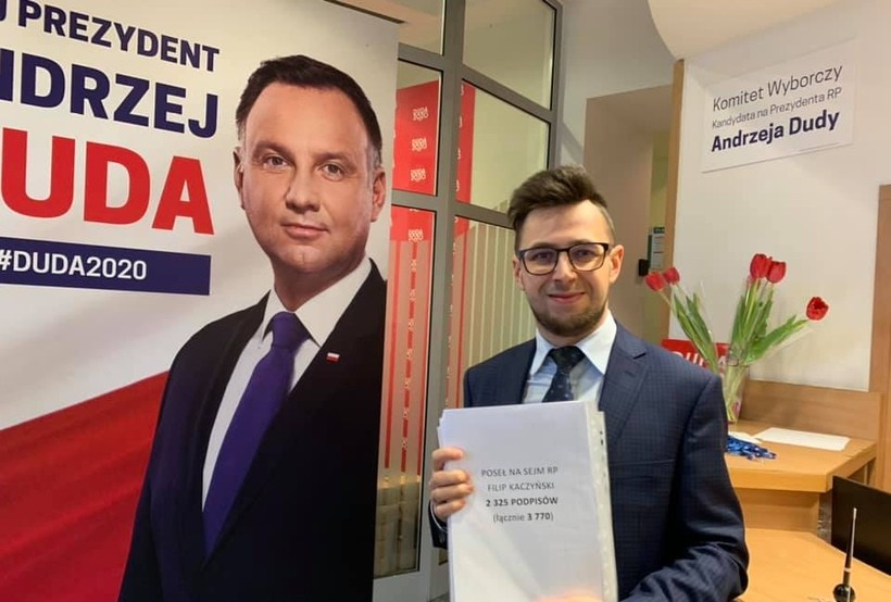 Filip Kaczyński, poseł z Wadowic też zbierał podpisy