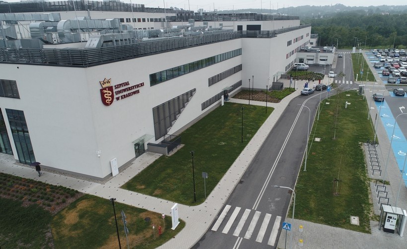 Małopolskie szpitale zakończyły szczepienia przeciw COVID-19. Czekają na kolejne dostawy