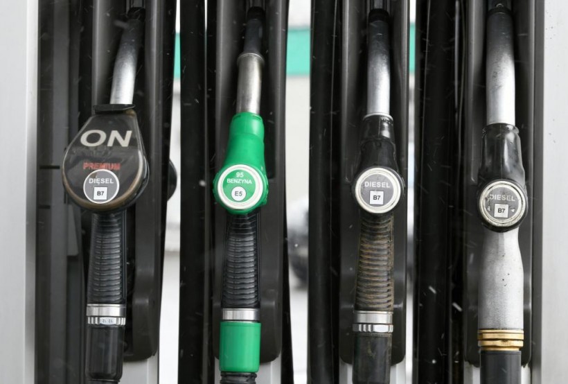 Będzie obniżka VAT na paliwa. Czy benzyna potanieje?