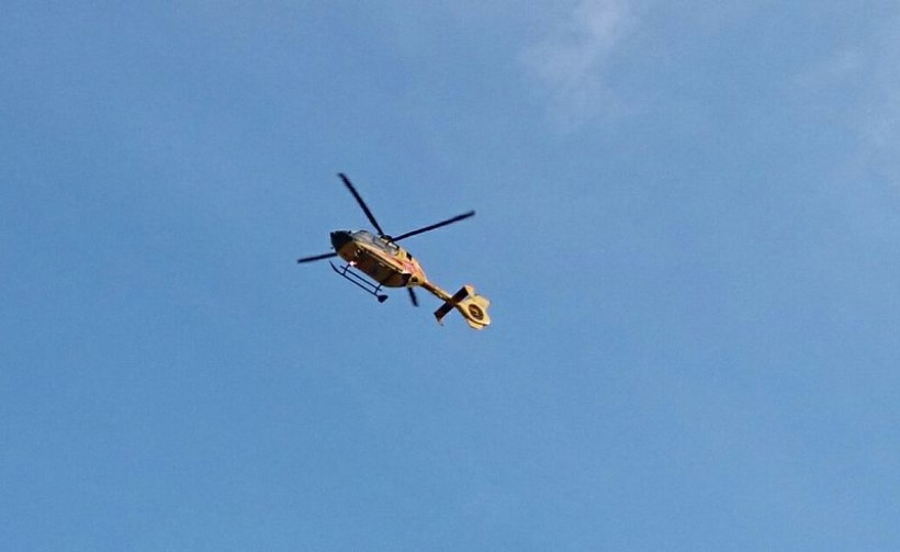Mężczyzna doznał poważnych obrażeń ciała i został przetransportowany helikopterem do jednego z krakowskich szpitali