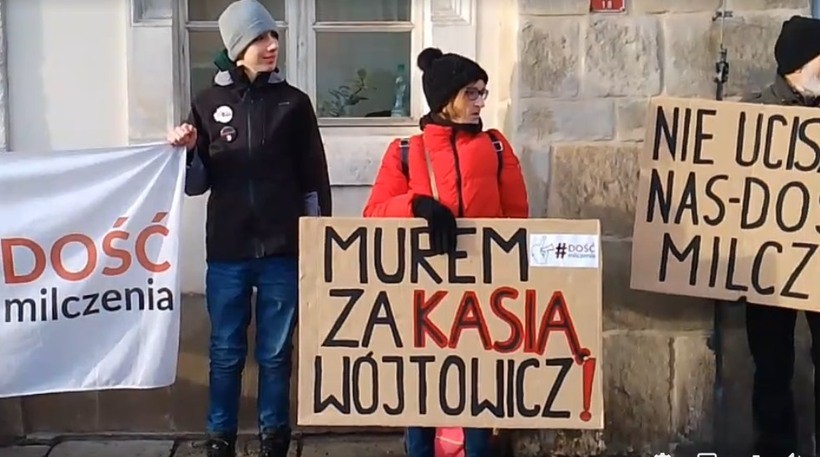Protest w obronie Wójtowicz. W Wadowicach obraziła uczucia katolickich fundamentalistów?