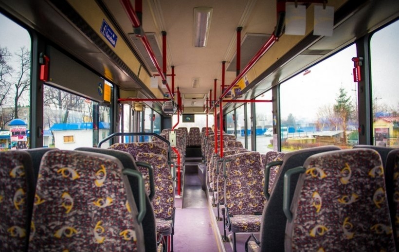 Powiatowe busy nie jeżdżą z Wadowic do Andrychowa. Przewoźnik wykluczony przez naciski z ratusza?