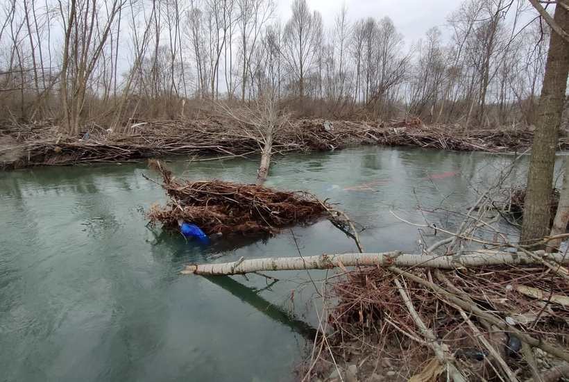 Zwłoki 44-letniego motolotniarza znaleziono w rzece