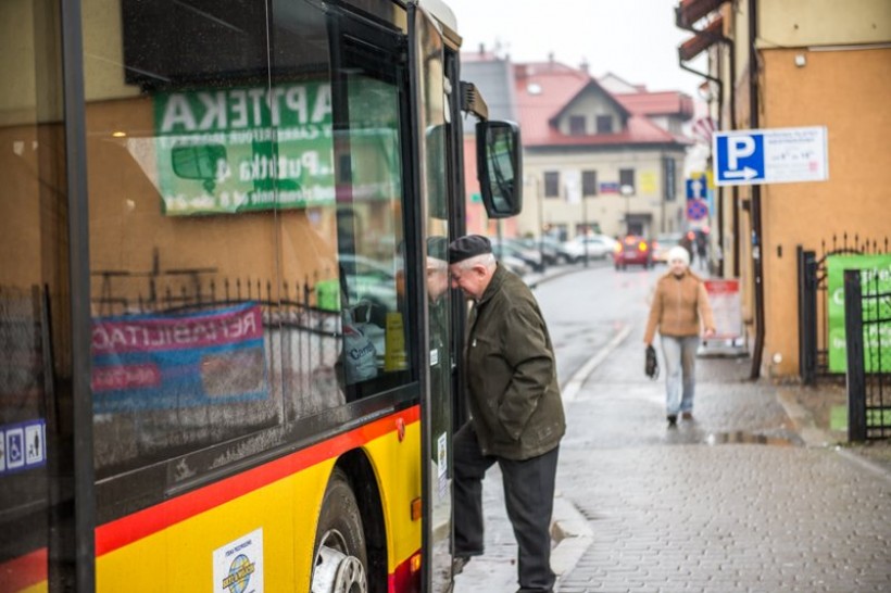 Kiedy pojedzie autobus miejski z Andrychowa do Wadowic? Właściciele busów już protestują