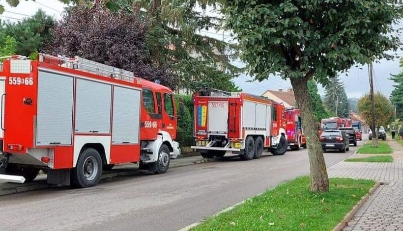 Pożar od prostownika w Kalwarii Zebrzydowskiej. 62-letnia zatruła się oparami