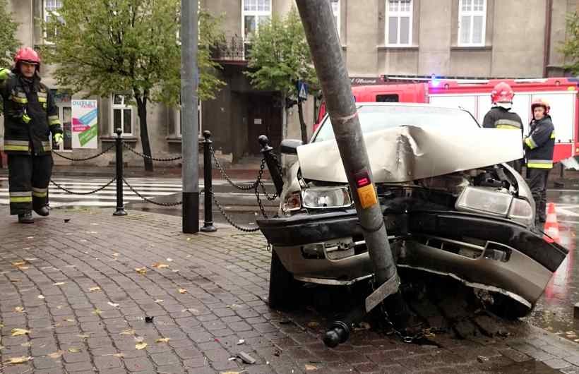 Wypadek na skrzyżowaniu w Wadowicach