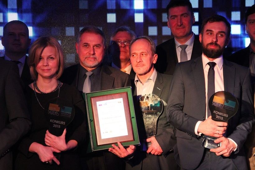 Burmistrz Tomasz Żak odebrał nagrodę na targach  EXPO XXI w Warszawie 
