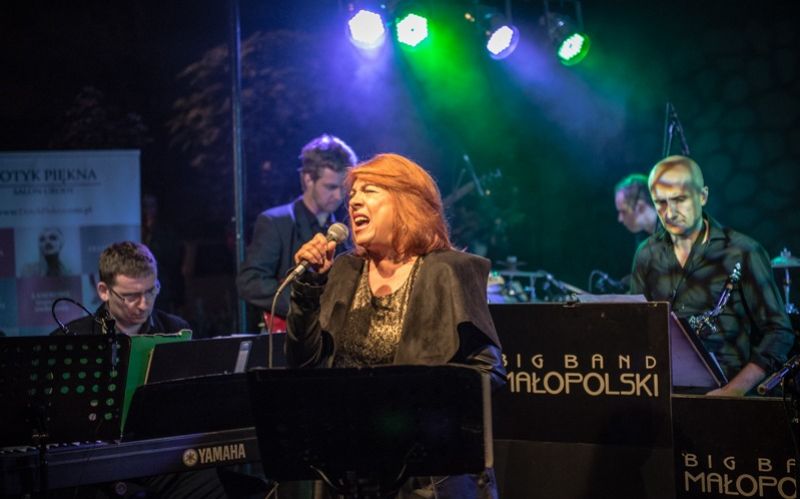 W ostatnim z dziewięciu koncertów w Ogrodowej wystąpiła Krystyna Prońko wraz Big Band Małopolski