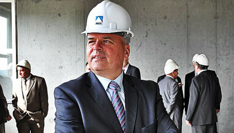Jacek Jończyk jest fundatorem fundacji, której starostwo za czasów jego kadencji przekazywało pieniądze z budżetu powiatu
