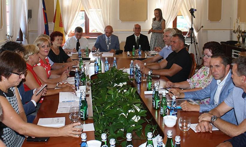 Radni Andrychowa zebrali się na specjalnej sesji