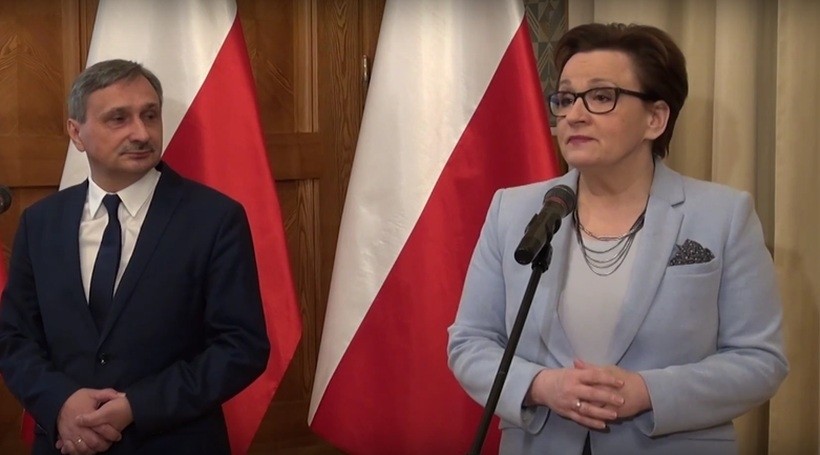 Minister Anna Zalewska zaowiedziała podwyżki dla nauczycieli