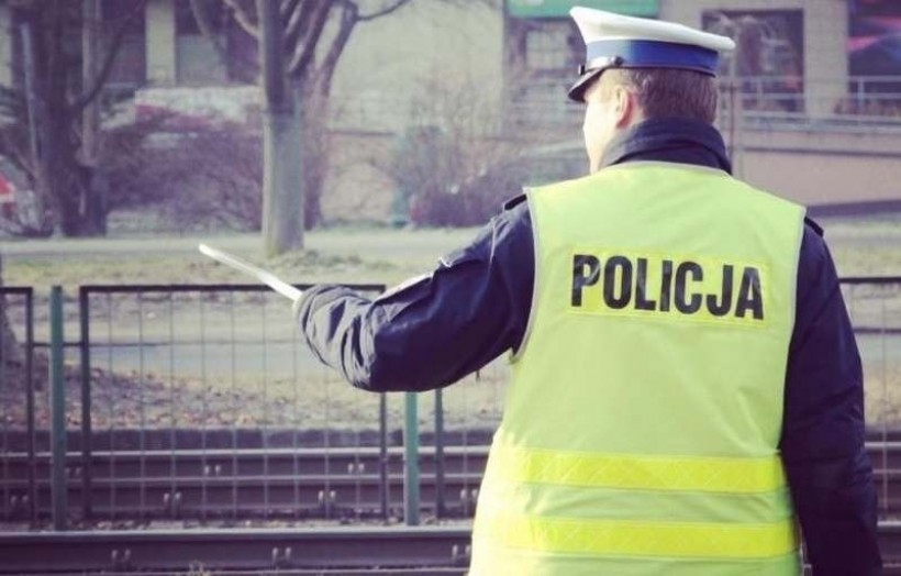 Policjanci z Wadowic „suszyli” drogi w powiecie. W ich pułapki wpadło 58 kierowców