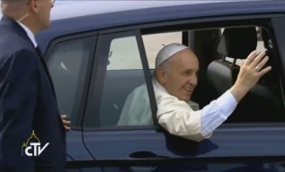 Papież Franciszek szczęśliwie dotarł na ŚDM