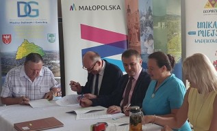 Przedstawiciele dwóch LGD łączą siły, podpisali umowę na utworzenie szlaku nowego rowerowego