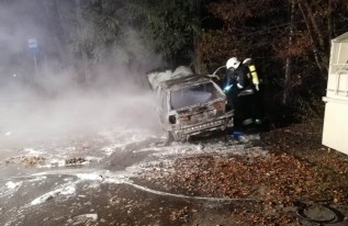 Pożar auta w Gierałtowiczkach. To mogło być podpalenie