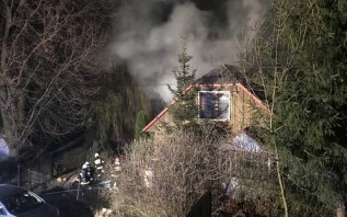 Pożar na osiedlu w Andrychowie. Był wybuch?