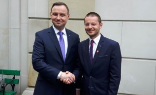 Prezydetn Andrzej Duda i starosta wadowicki Bartosz Kaliński