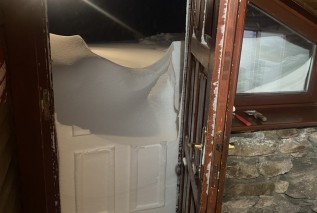 Efekt intensywnych opadów śniegu oraz zawiei i zamieci śnieżnych na Kasprowym Wierchu, 03.02.2023 r.